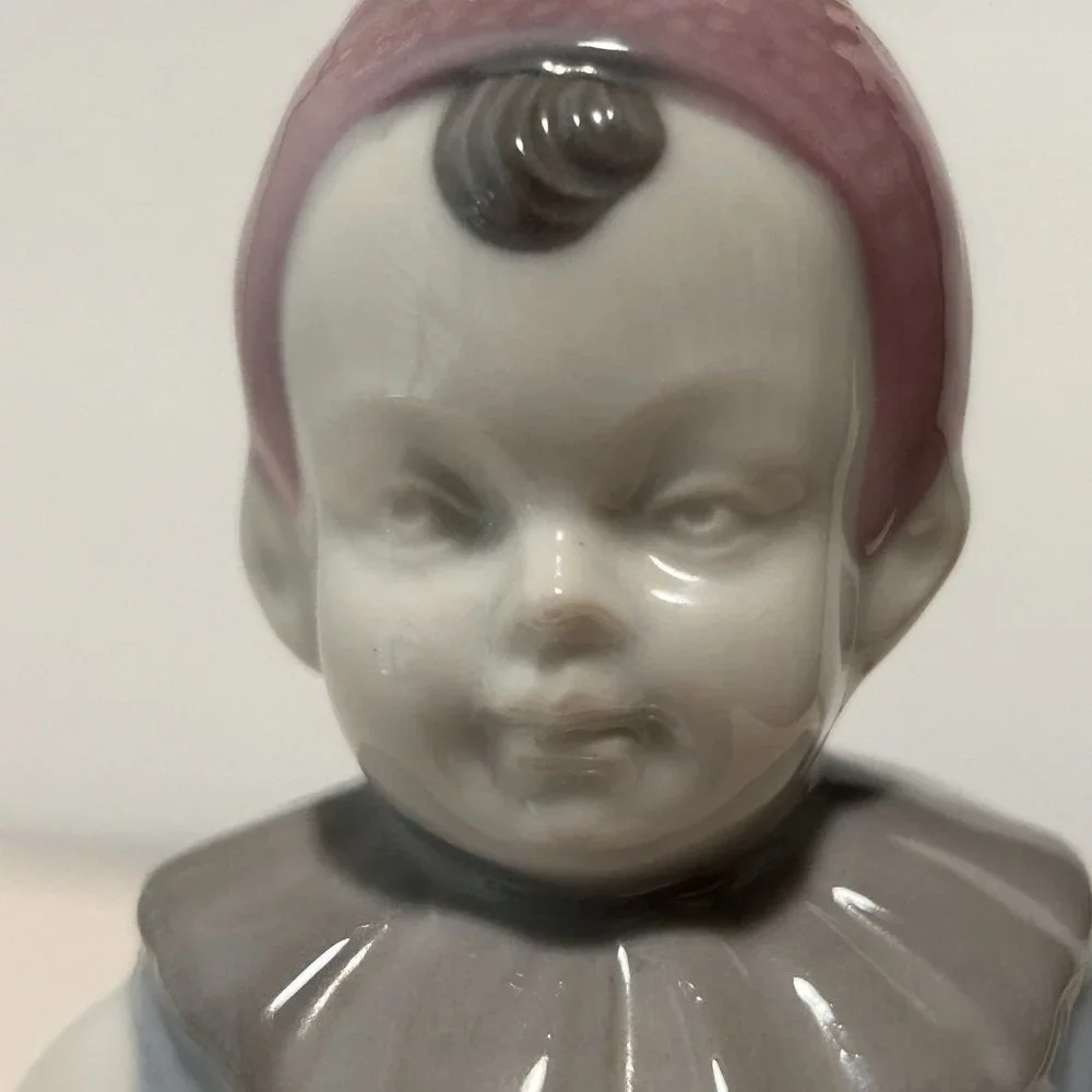 Gerold Porzellan‎ Figurine Little Girl In Nightgown Bavaria West Germany No Box